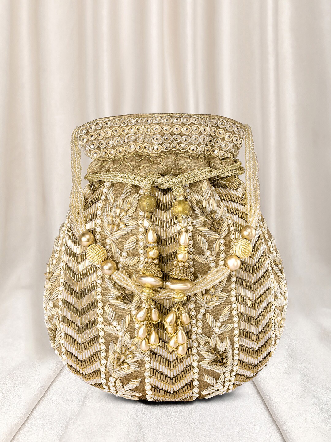 

Peora Embellished Potli Clutch, Gold
