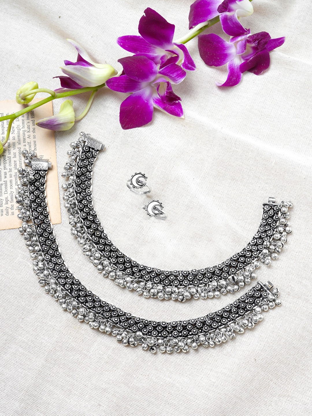 

TEEJH Silver-Plated Anklet With Toe Ring