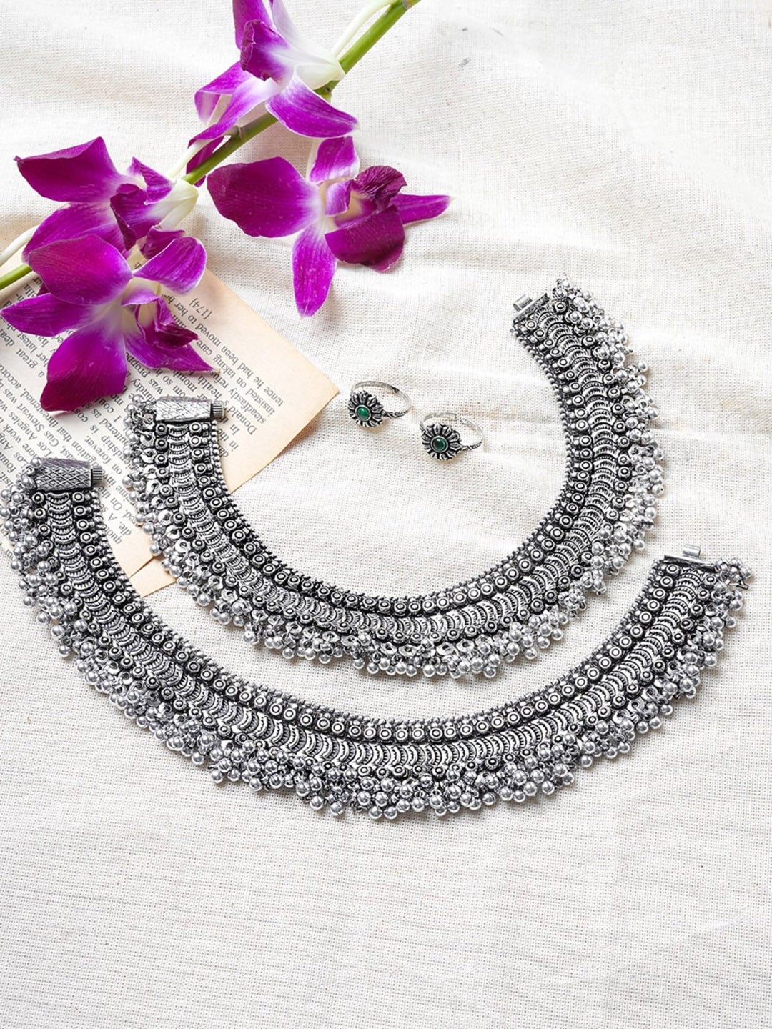 

TEEJH Silver-Plated Anklet With Toe Ring