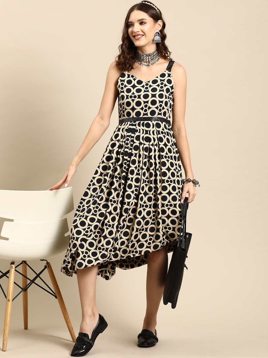 

Sangria Geometric Print Sweetheart Neck Sequinned Fit & Flare Dress, Black