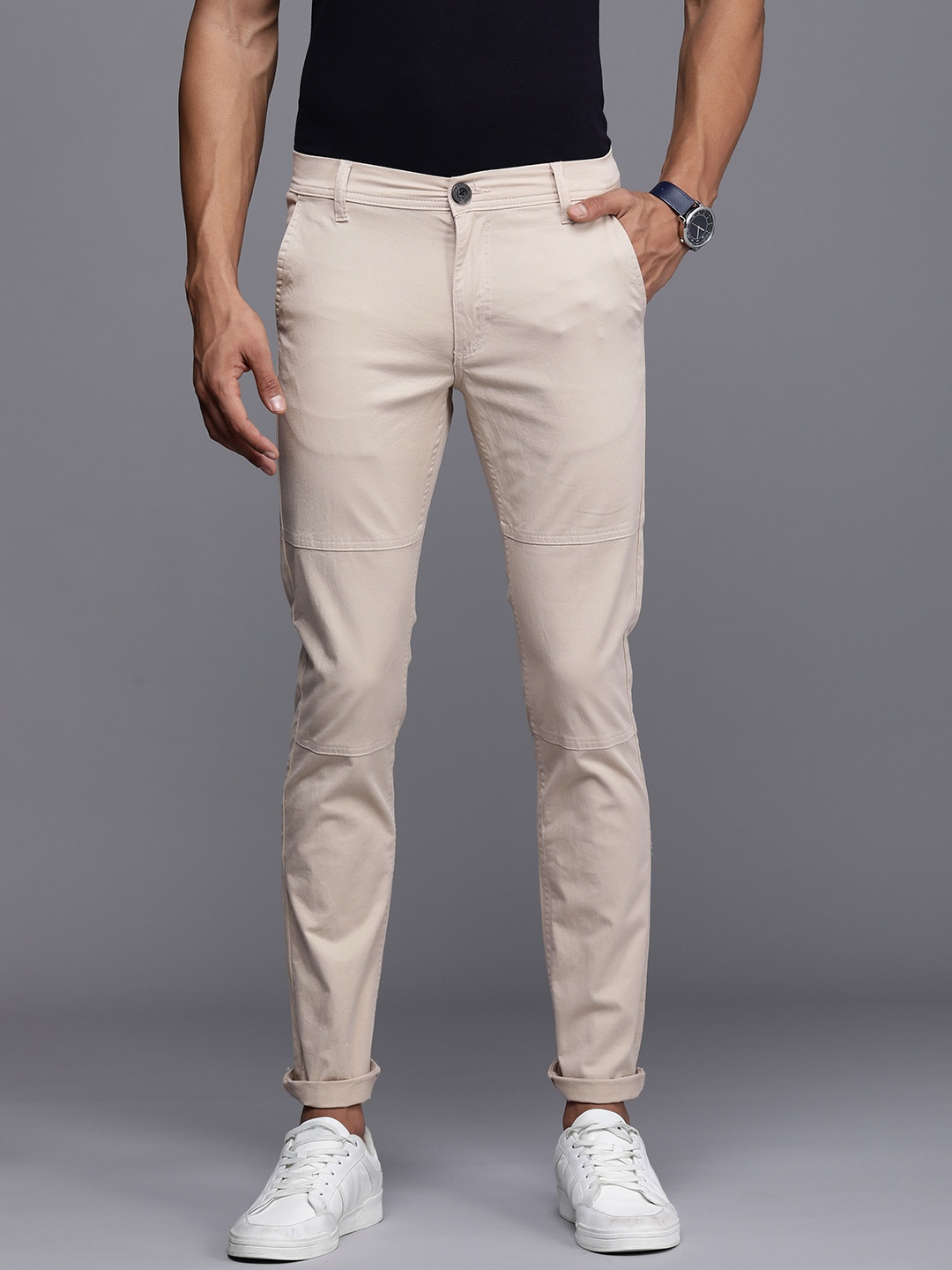 

WROGN Men Mid-Rise Chinos, Beige