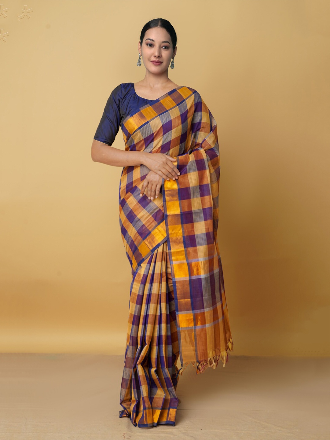 

Unnati Silks Checked Zari Pure Cotton Handloom Mangalagiri Saree, Yellow
