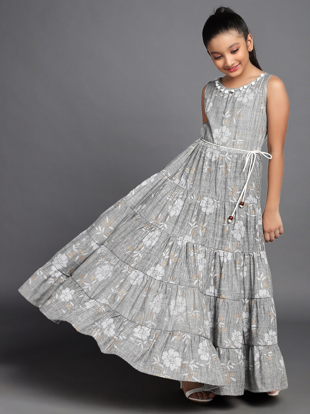 

Aks Kids Girls Floral Printed Pom-Pom Detailed Cotton Fit & Flare Ethnic Dress, Grey
