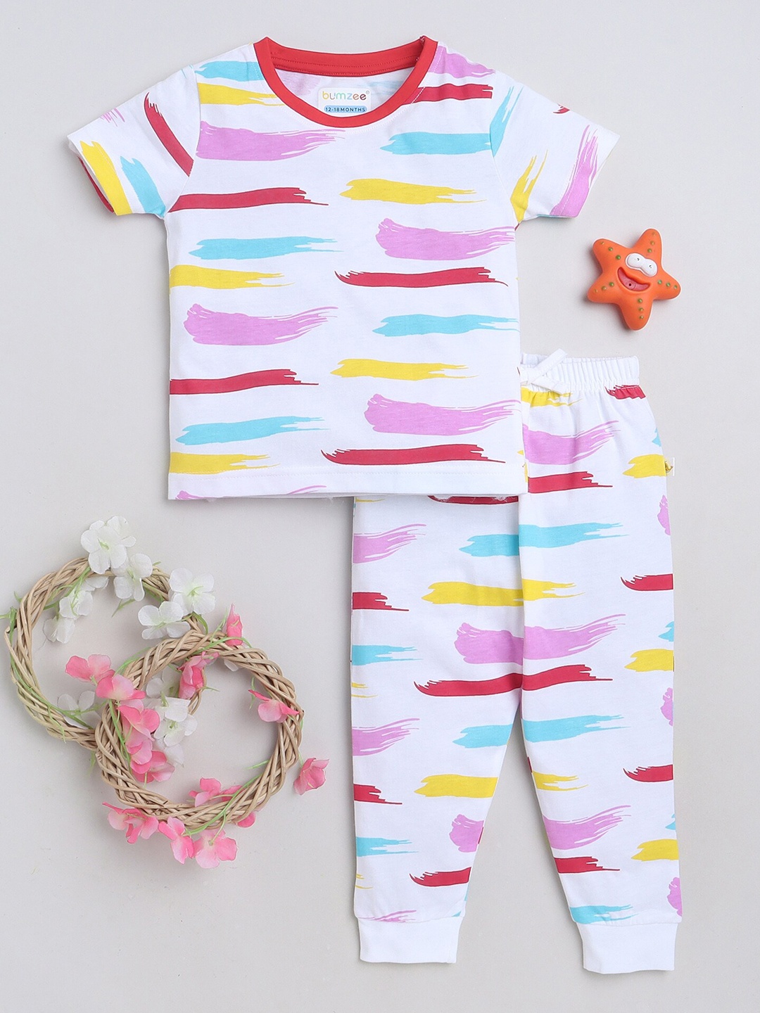 

BUMZEE Girls Abstract Printed Pure Cotton T-Shirt with Pyjamas, White