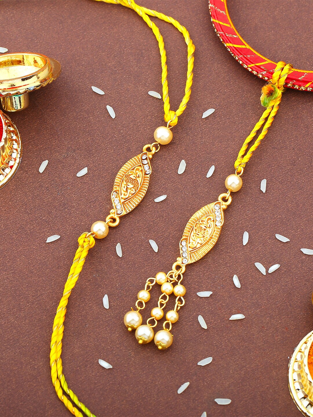 

Estele Set Of 2 Rakhis, Gold