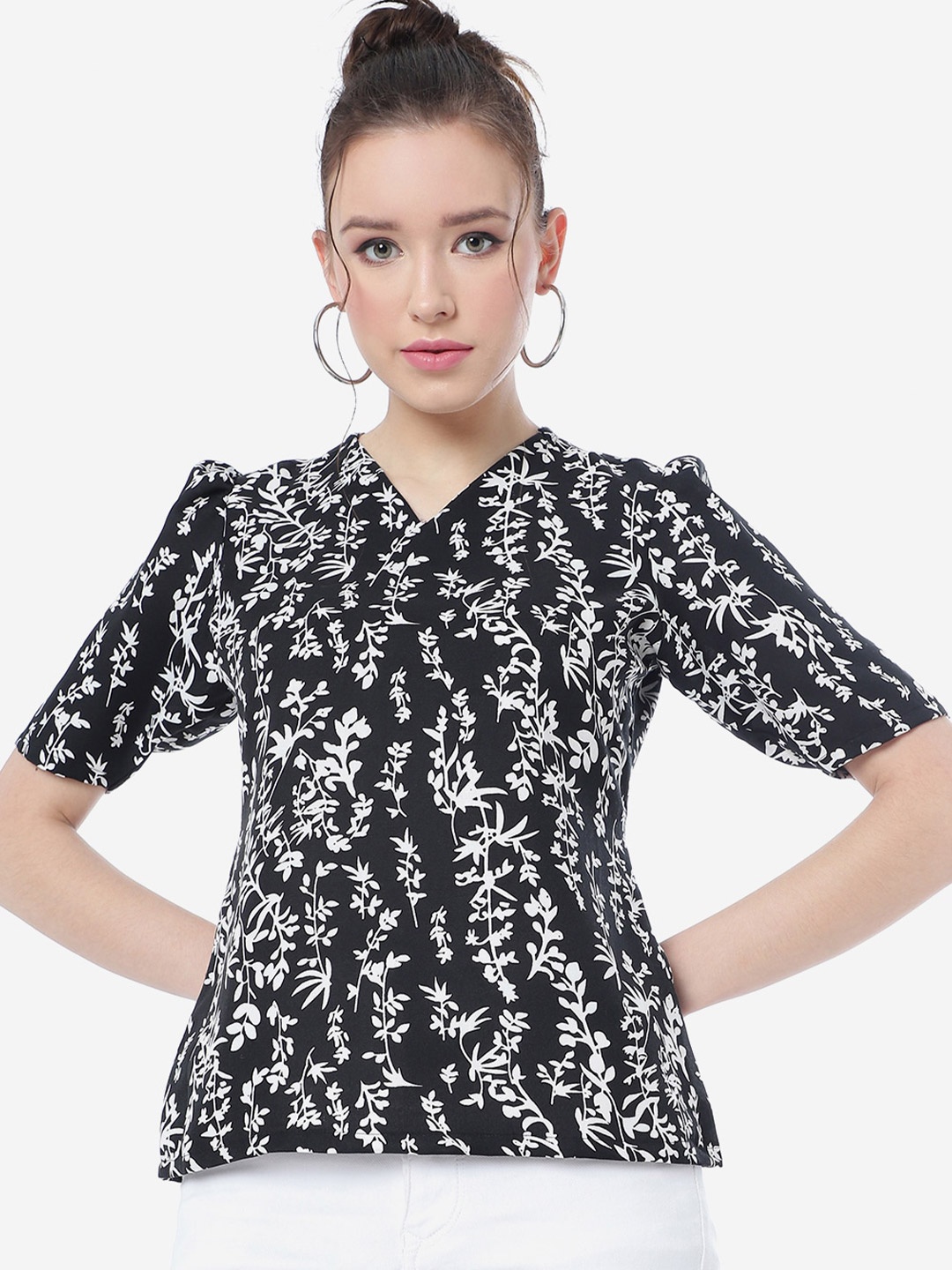 

CLEMIRA Floral Printed Puff Sleeve Regular Top, Black