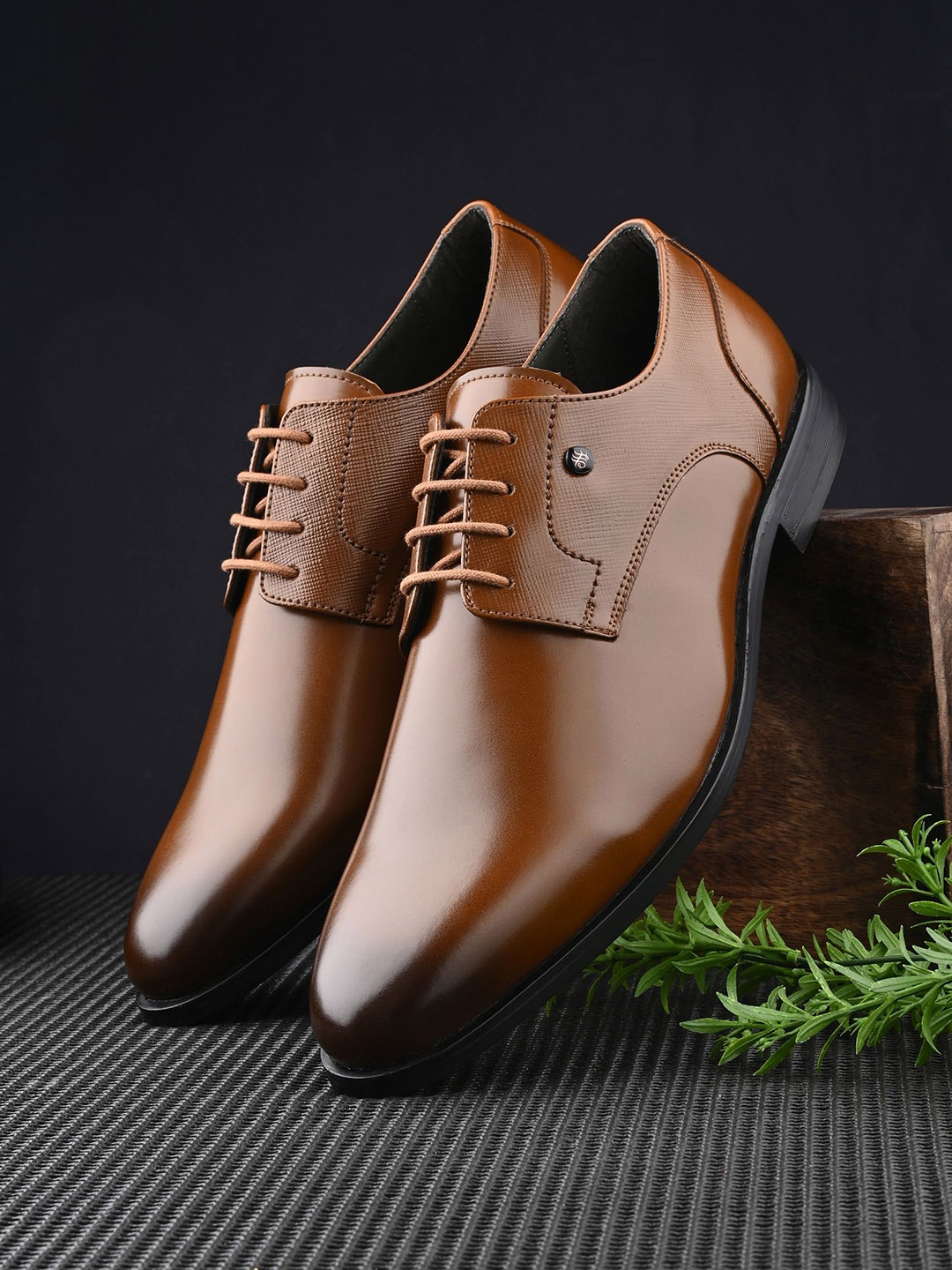 

House of Pataudi Men Lace-Up Formal Derbys, Tan