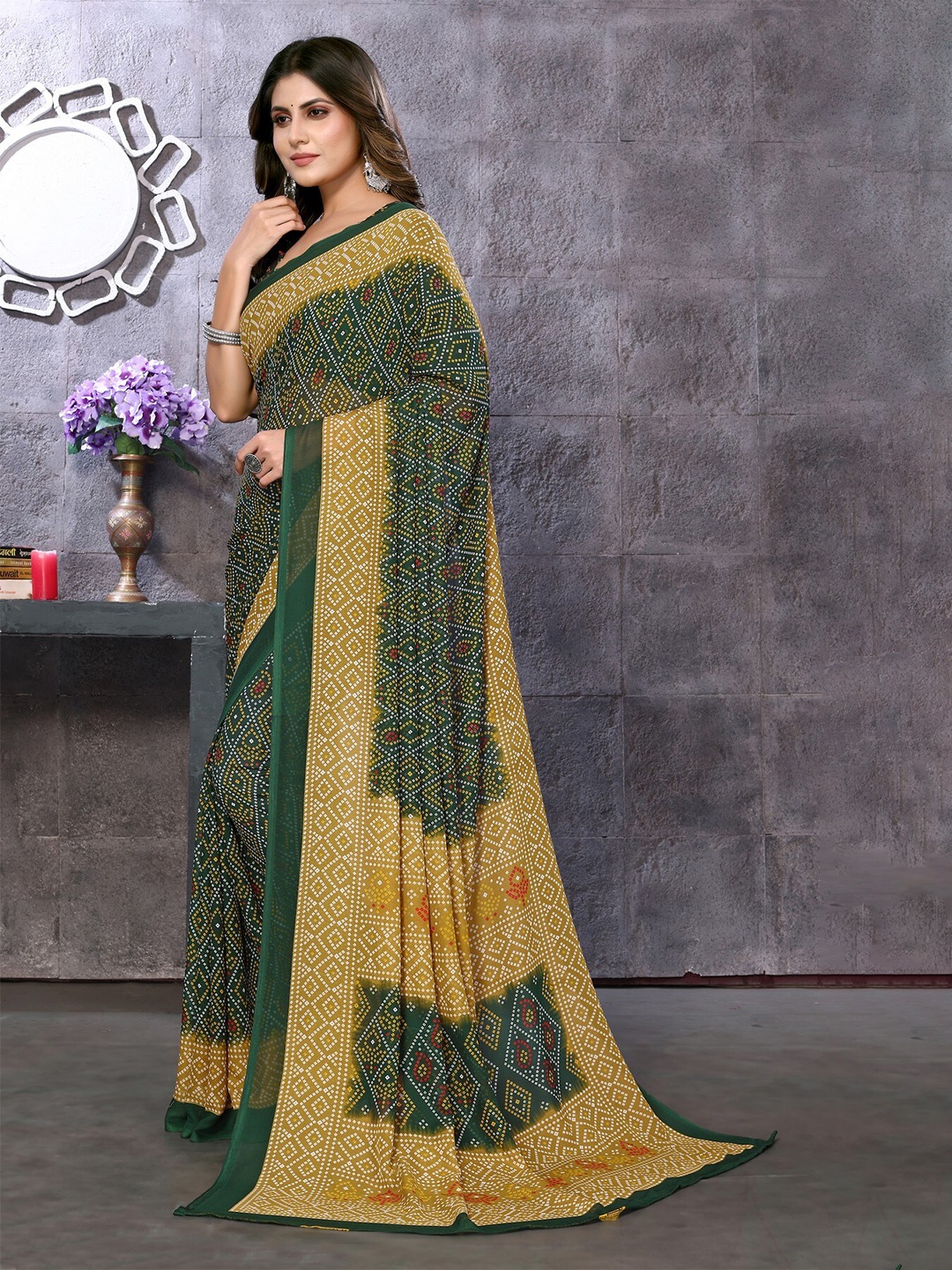 

KALINI Bandhani Poly Georgette Leheriya Saree, Green