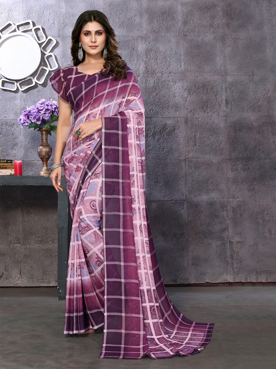 

KALINI Printed Checked Saree, Purple