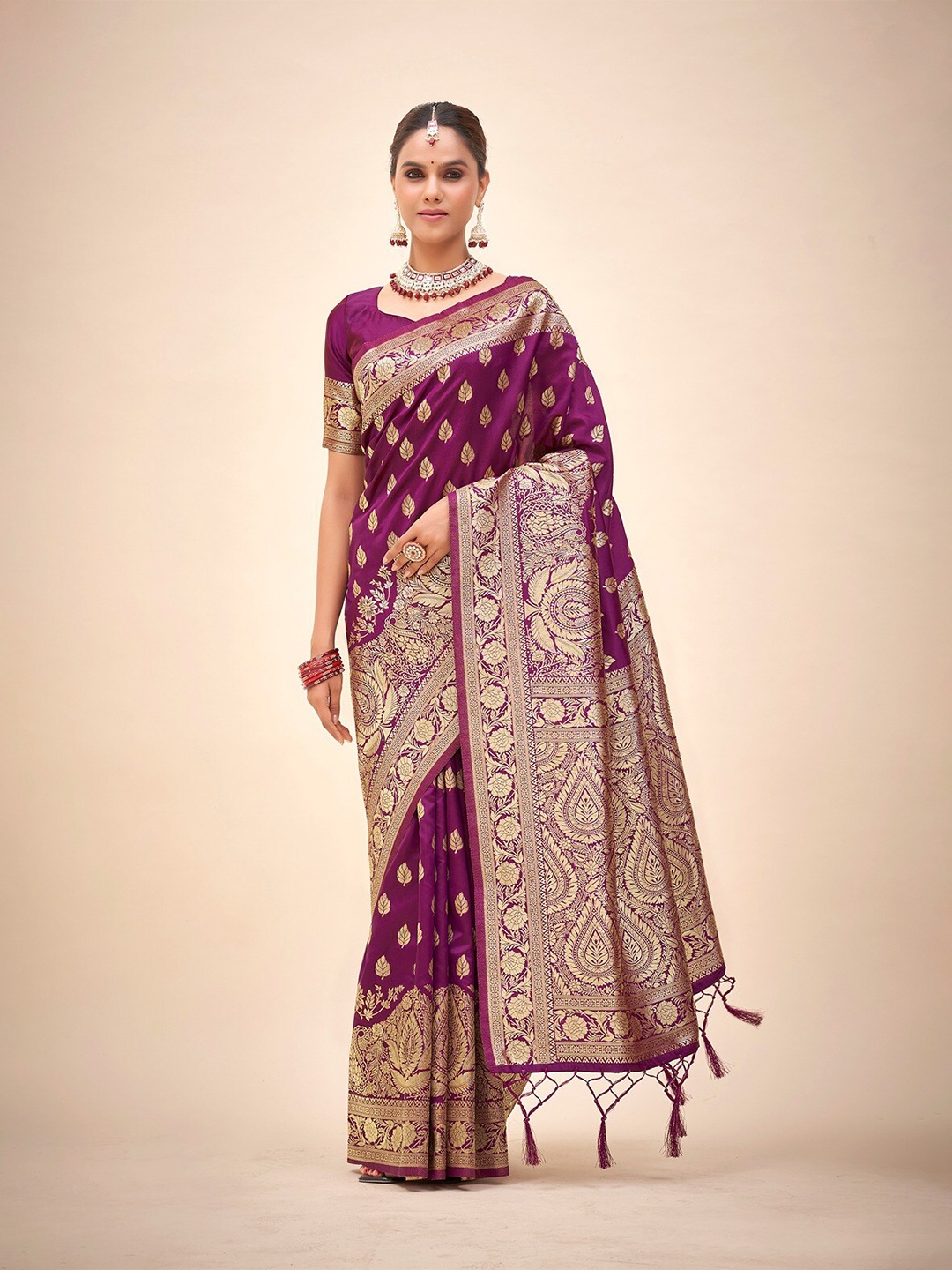 

Mitera Woven Design Zari Art Silk Banarasi Saree, Magenta