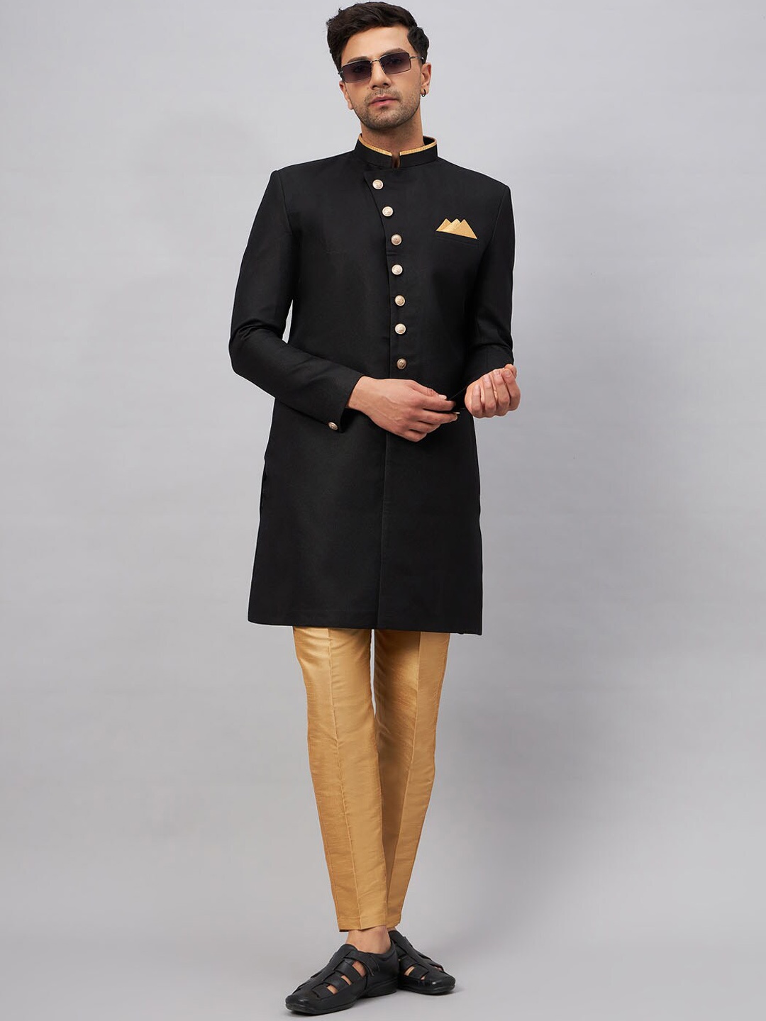 

VASTRAMAY Jute Mandarin Collar Jute Cotton Sherwani Set, Black