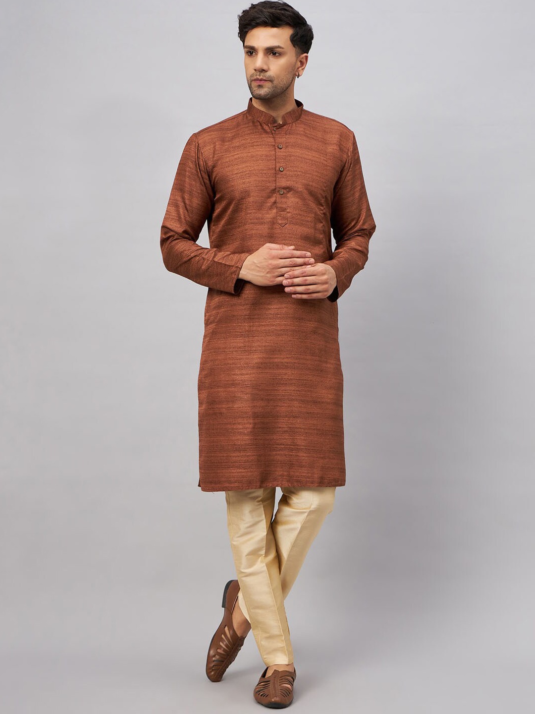 

VASTRAMAY Mandarin Collar Straight Kurta with Churidar, Coffee brown