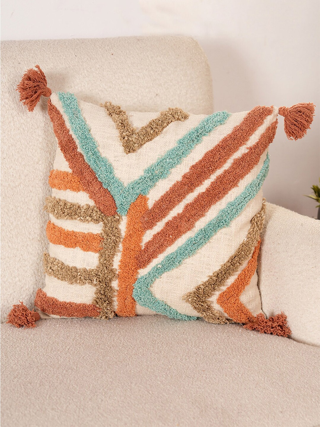 

Art Avenue Cream-Coloured & Blue Square Cushion Covers