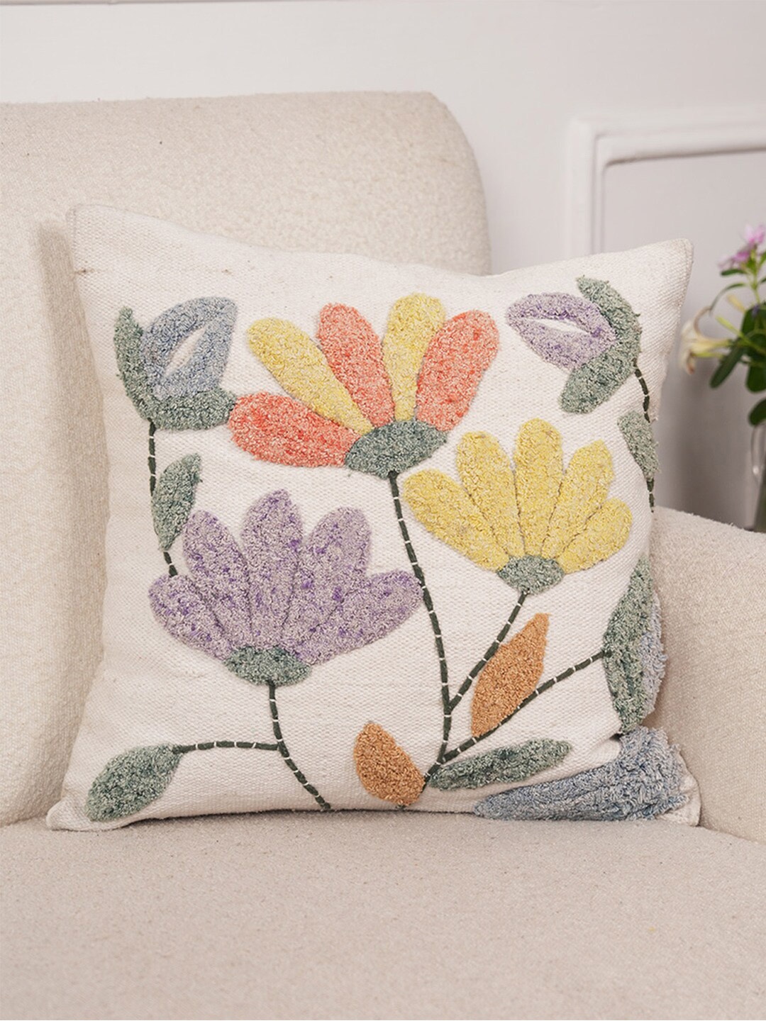 

Art Avenue Off White & Yellow Floral Cotton Square Cushion Cover