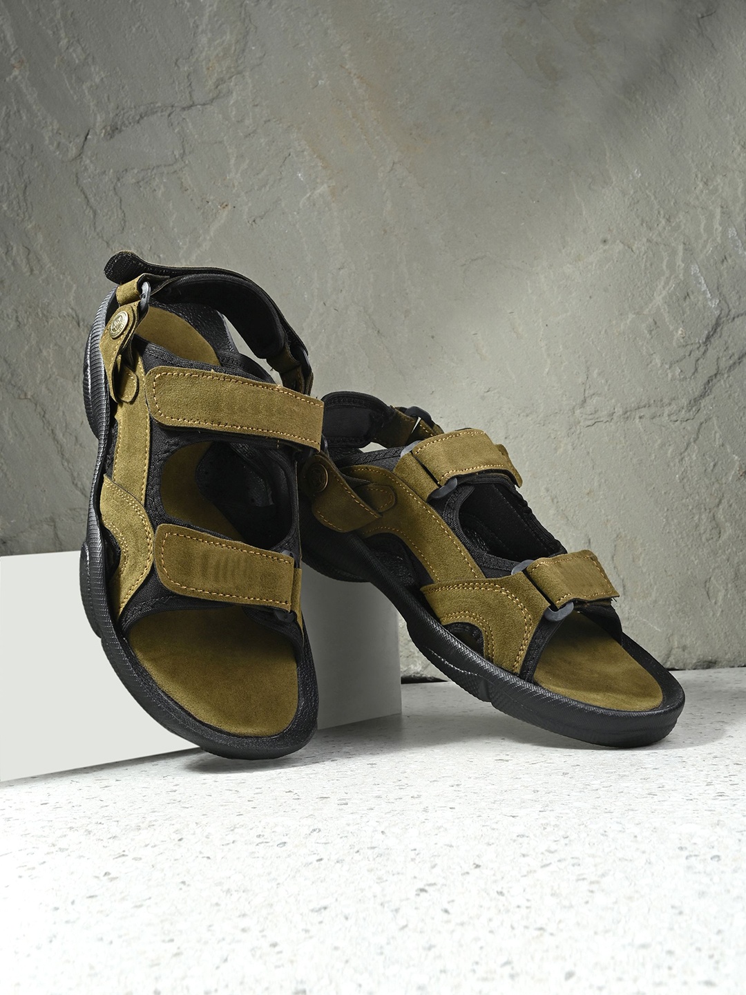 

The Roadster Lifestyle Co. Men Synthetic Comfort Sport Sandals, Olive