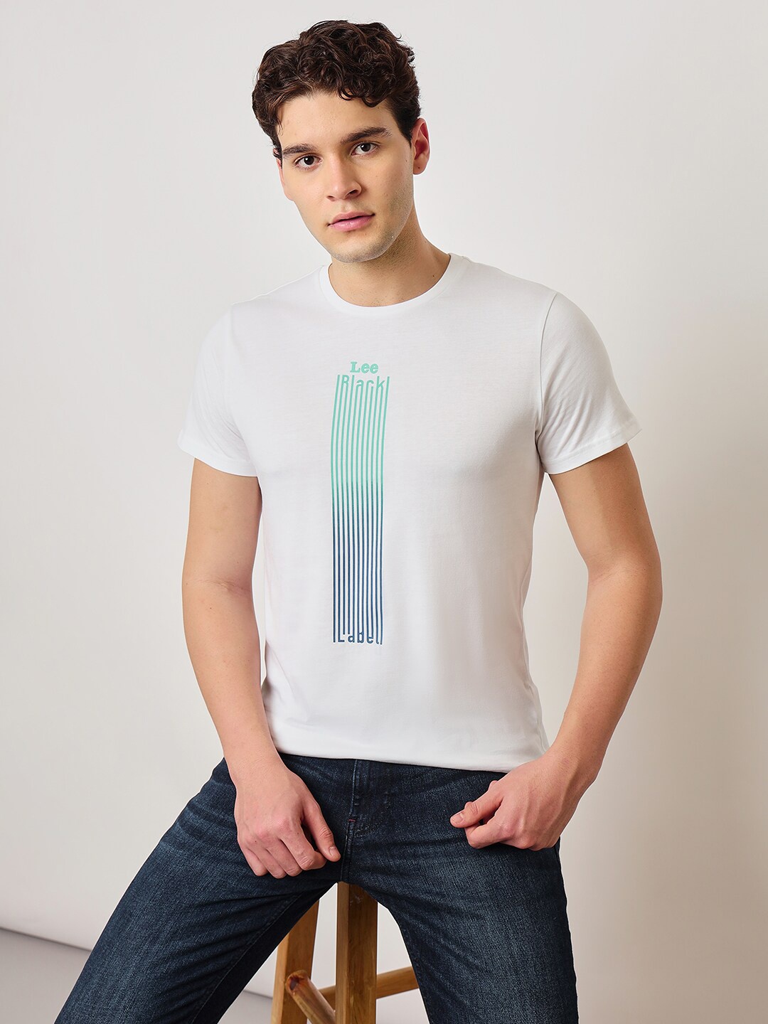 

Lee Graphic Printed Slim Fit Cotton T-shirt, White