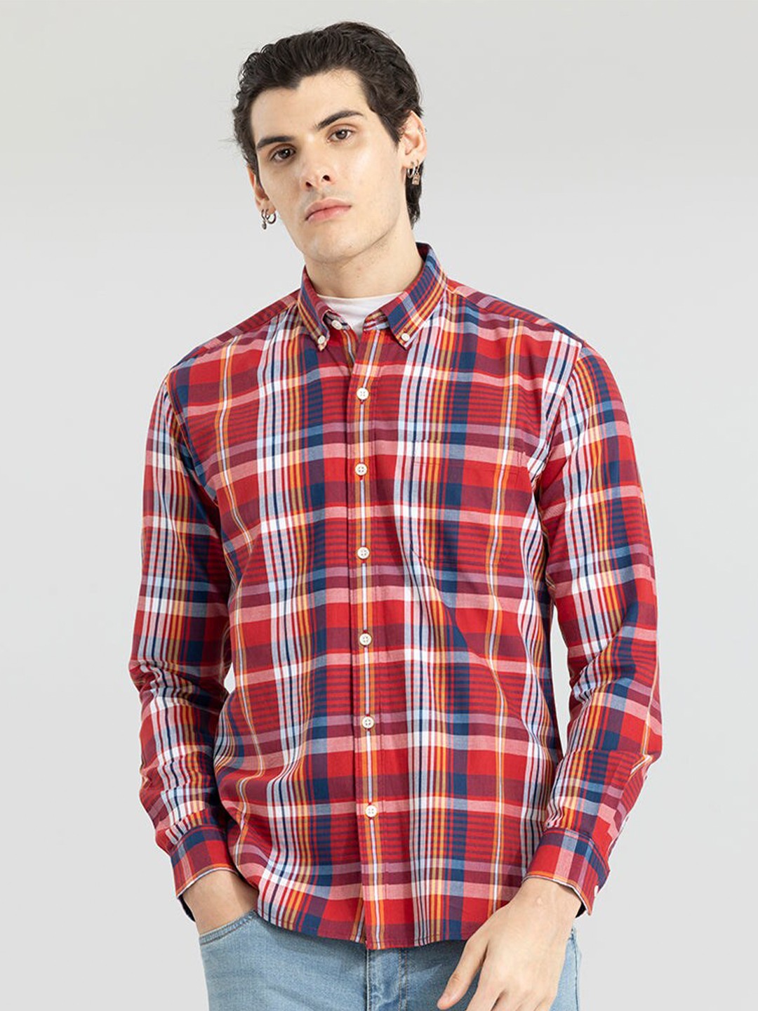 

Snitch Checked Classic Slim Fit Button-Down Collar Cotton Casual Shirt, Red
