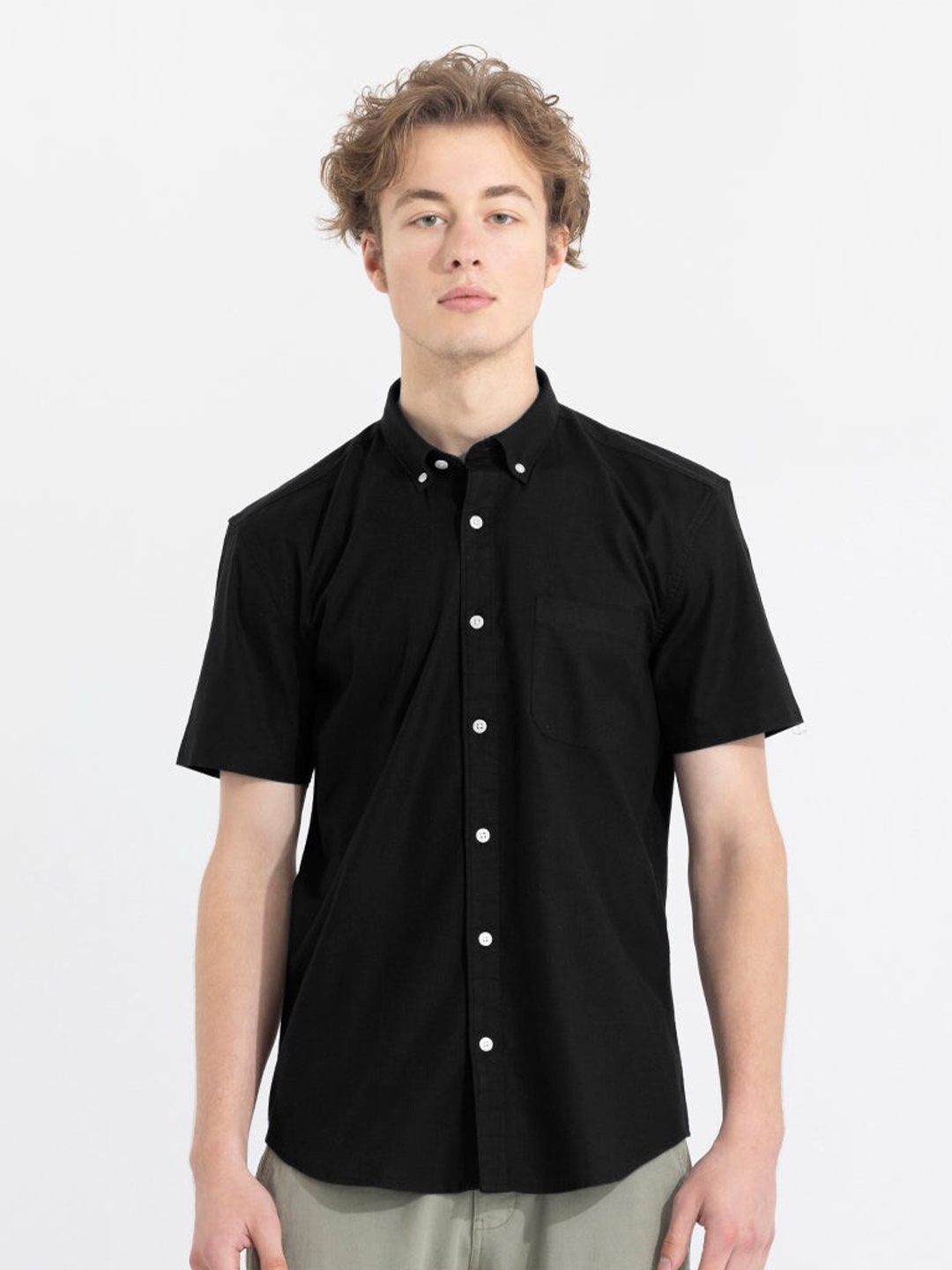 

Snitch Classic Button-Down Collar Casual Shirt, Black