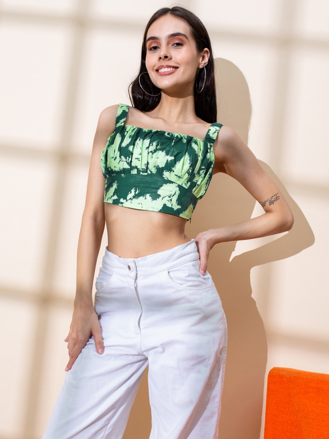 

Stylecast X Hersheinbox Abstract Printed Crop Top, Blue