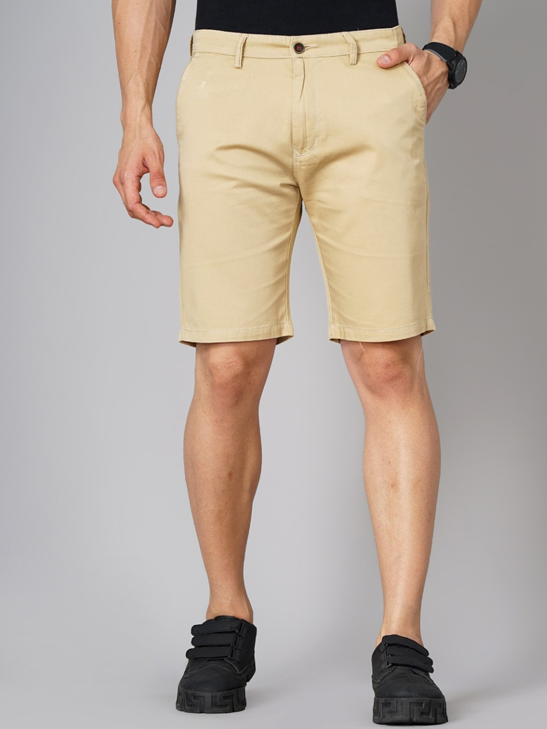 

PAUL STREET Men Mid Rise Cotton Shorts, Cream