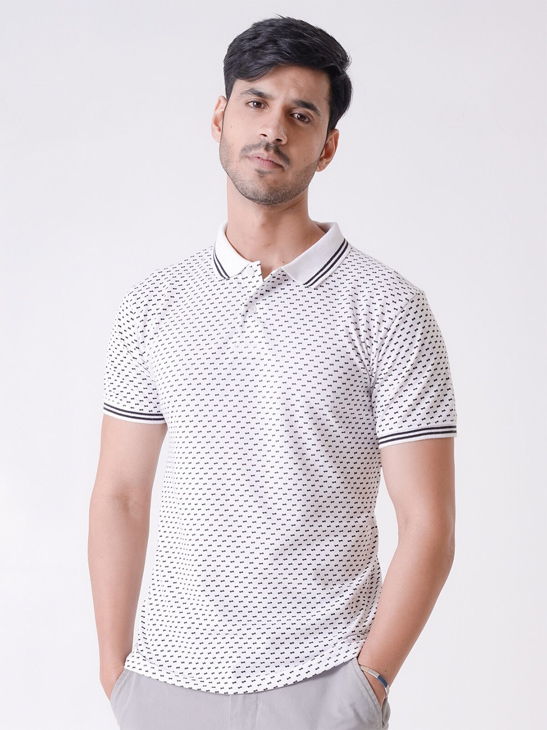 

UrbanMark Printed Polo Collar T-shirt, White