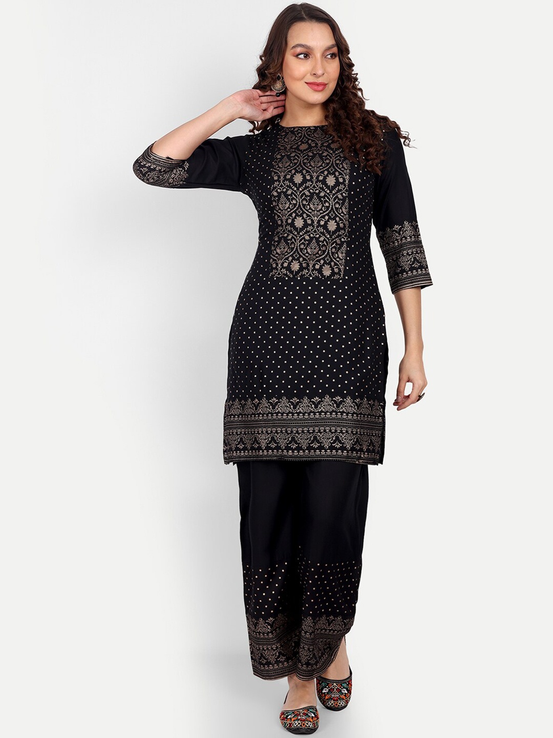 

ZIRVI Women Ethnic Motifs Printed Regular Kurti With Palazzos, Black
