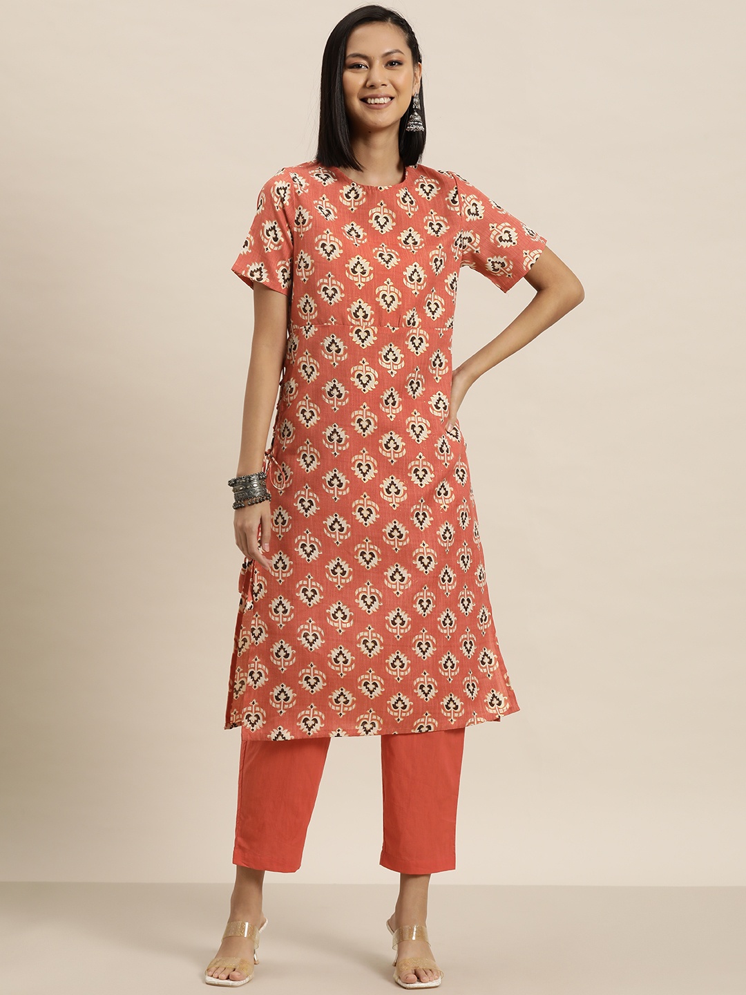 

HERE&NOW Women Coral Ethnic Motifs Printed Regular Pure Cotton Kurta with Trousers