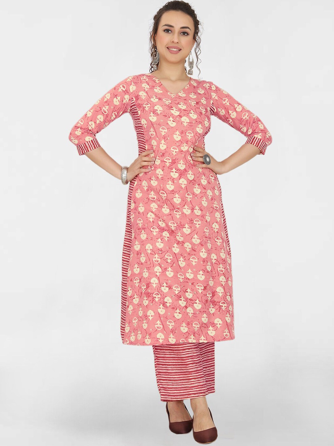 

KALINI Women Ethnic Motifs Printed Straight Kurta with Trousers, Peach