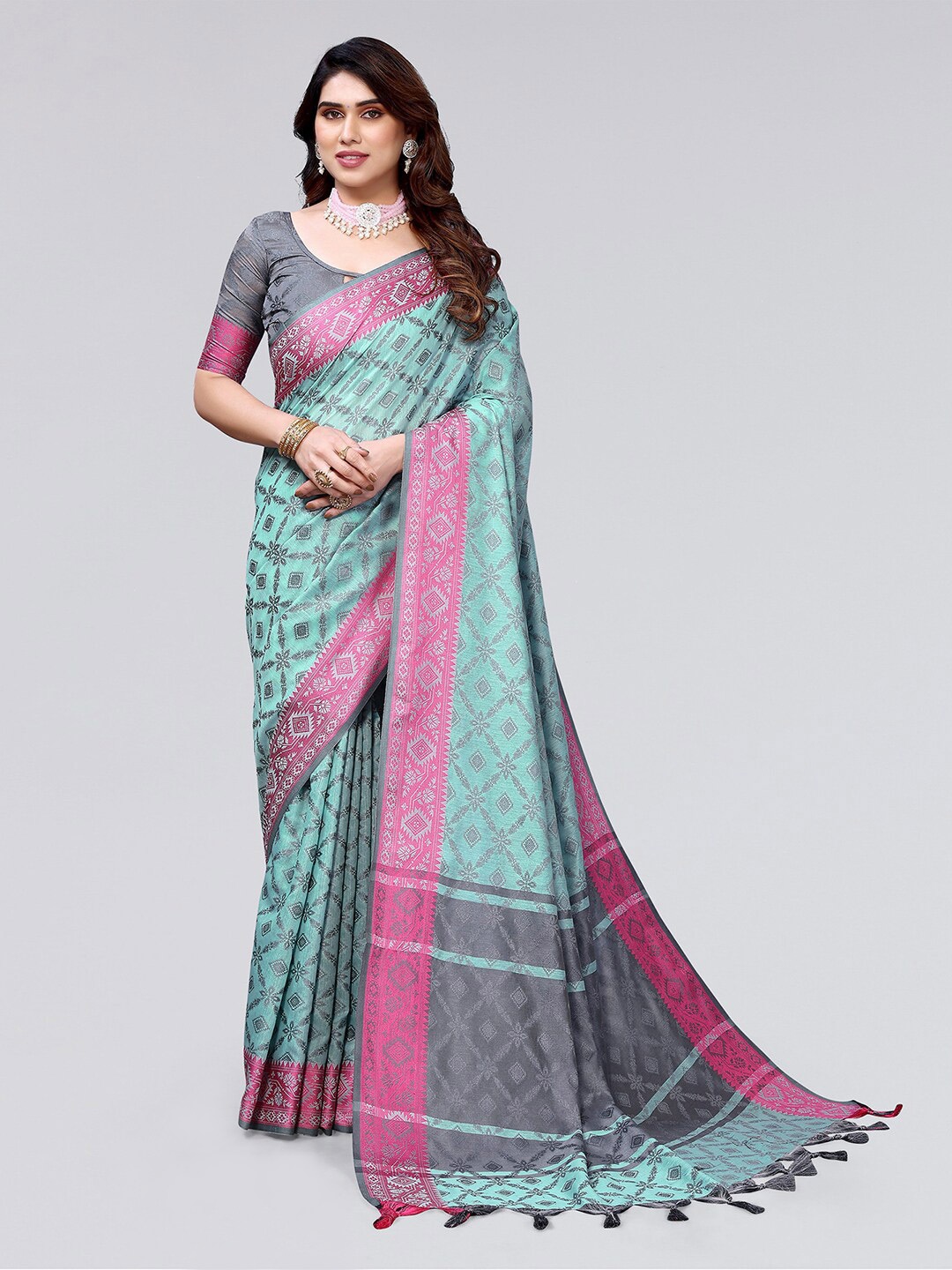 

SIRIL Ethnic Motifs Woven Design Silk Cotton Saree, Turquoise blue