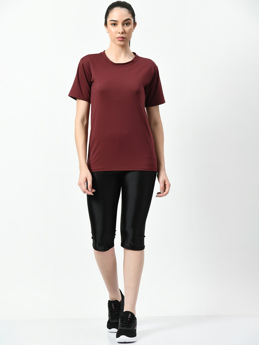 

Lebami Mid-Rise Round Neck Tracksuits, Maroon