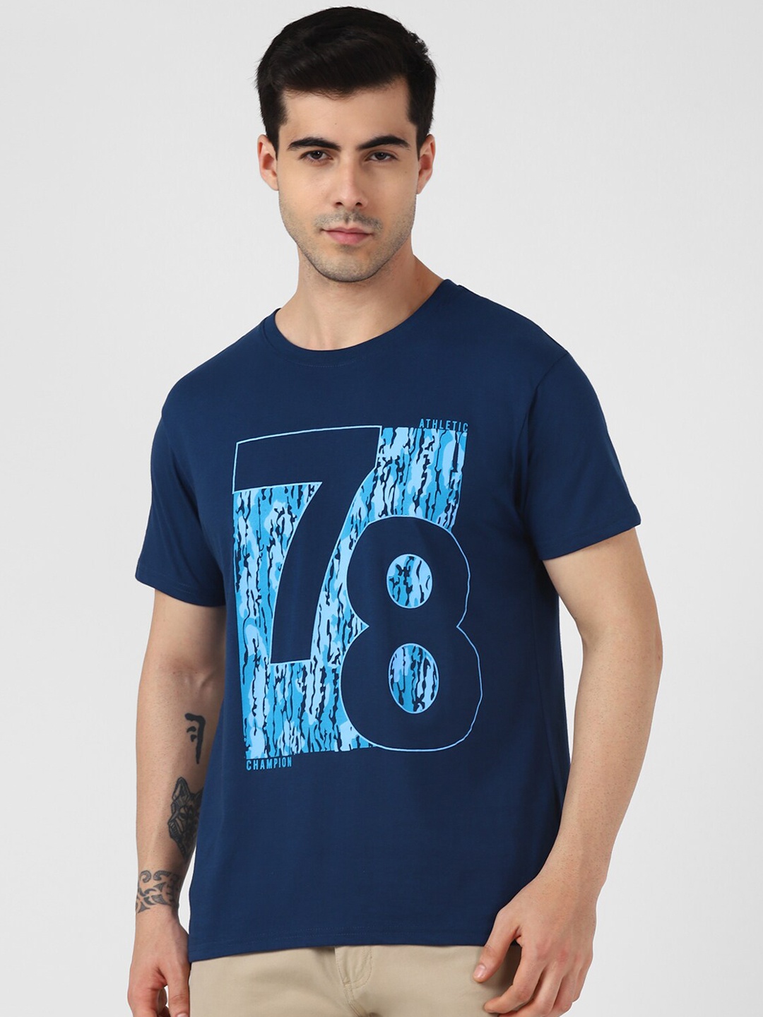 

UrbanMark Typography Printed Round Neck T-shirt, Navy blue