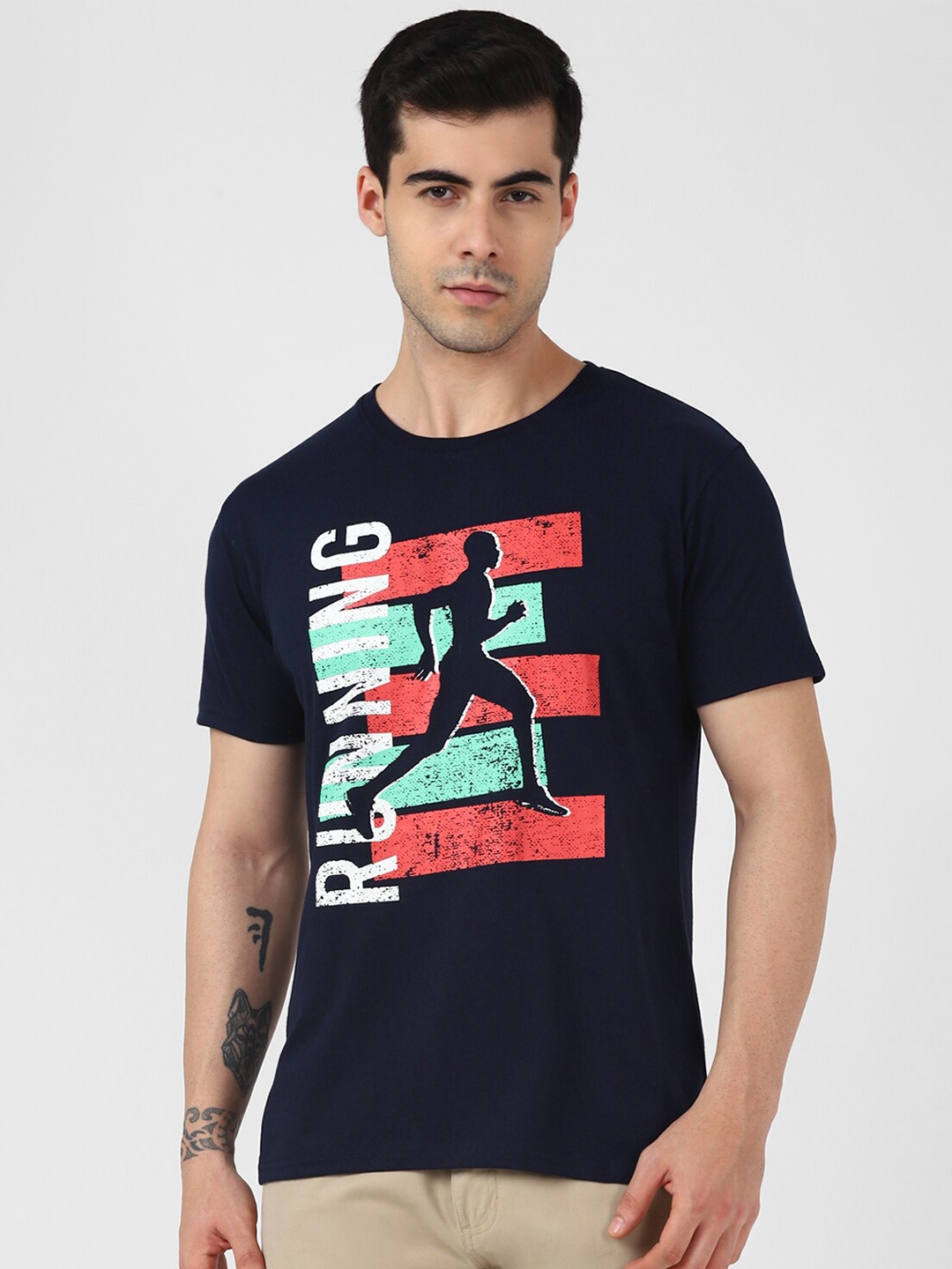 

UrbanMark Graphic Printed T-shirt, Navy blue