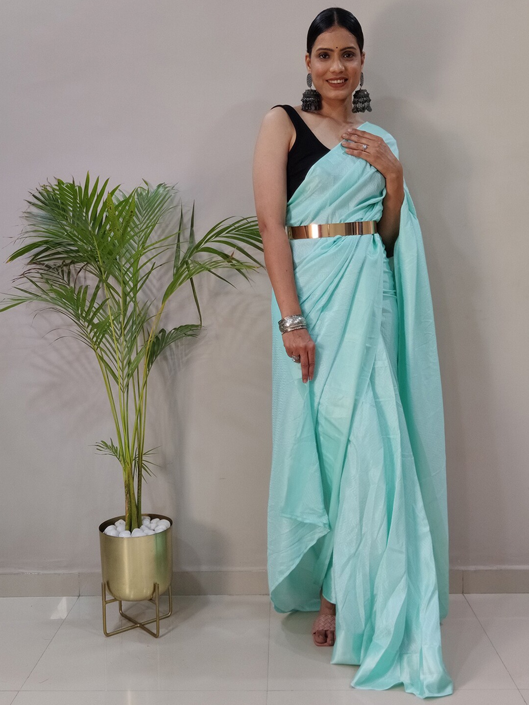 

Satrani Silk Blend Ready To Wear Saree, Turquoise blue