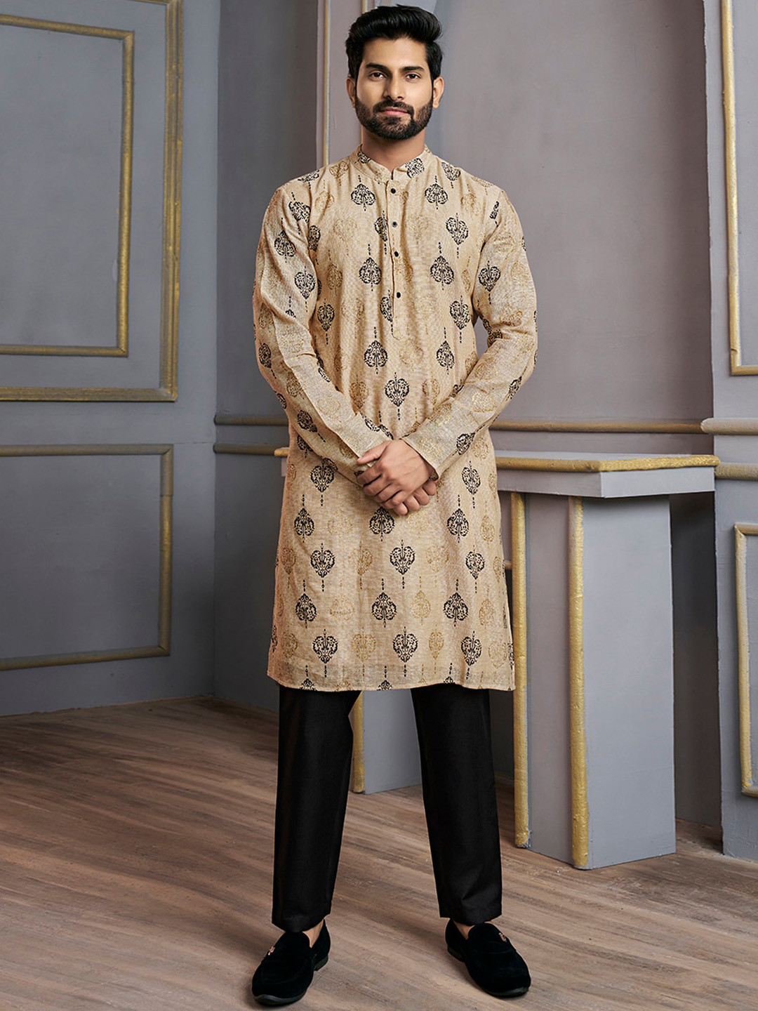 

Inddus Ethnic Motifs Printed Mandarin Collar Kurta, Khaki