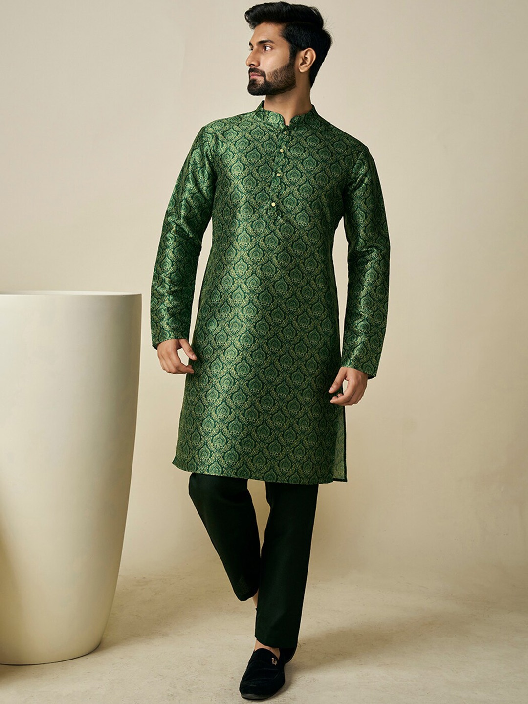 

Inddus Ethnic Motifs Printed Mandarin Collar Kurta, Green