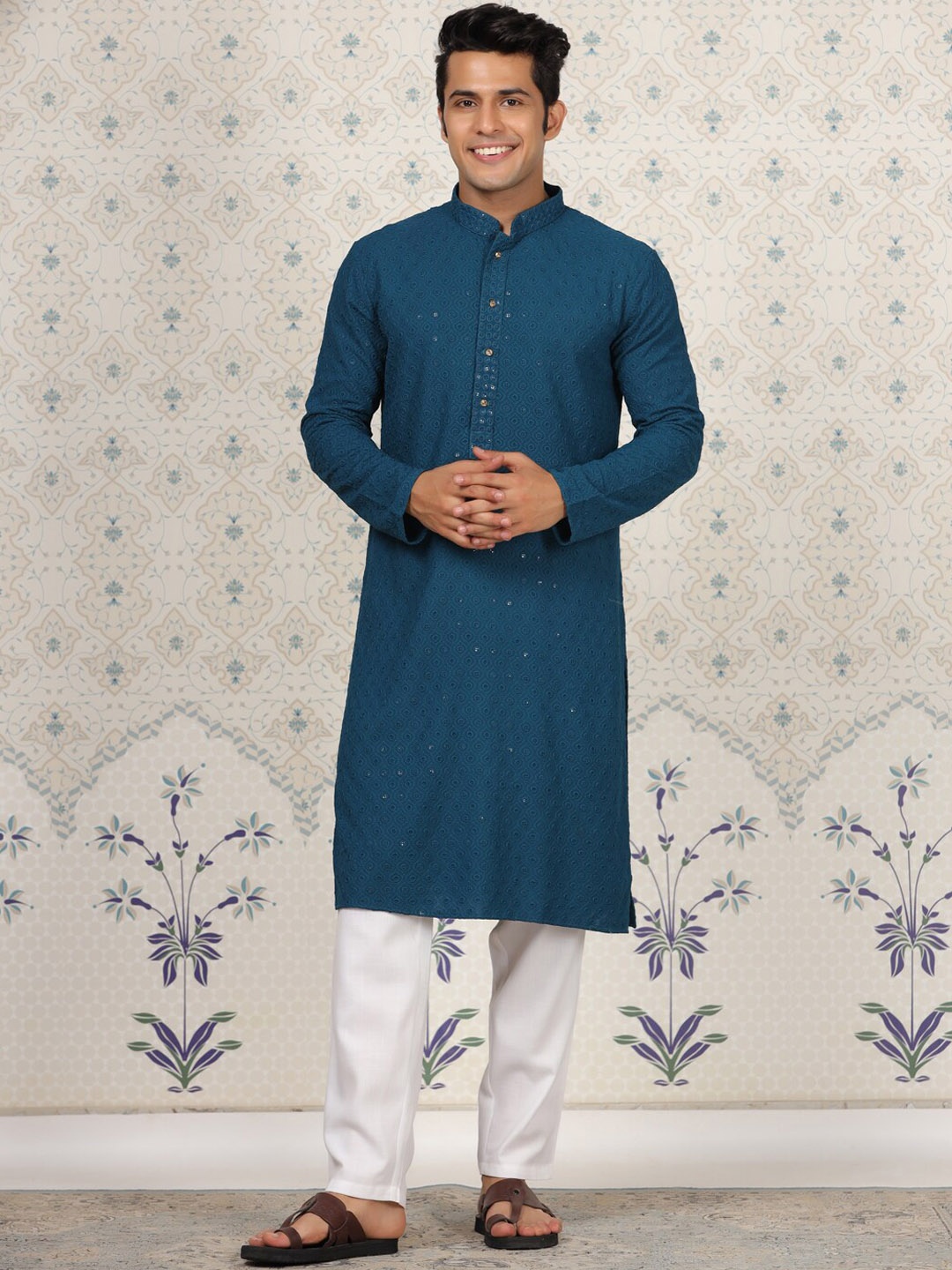 

House of Pataudi Mandarin Collar Floral Embroidered Chikankari Straight Kurta, Blue