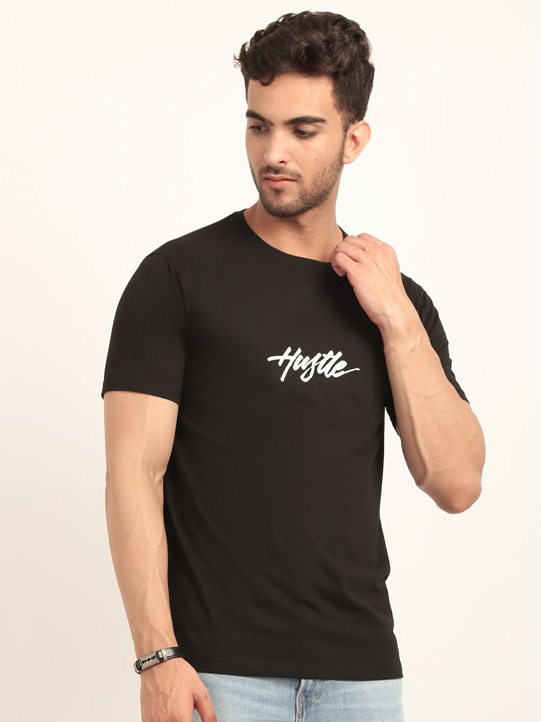 

HOUSE OF VEDAS Typography Printed T-shirt, Black