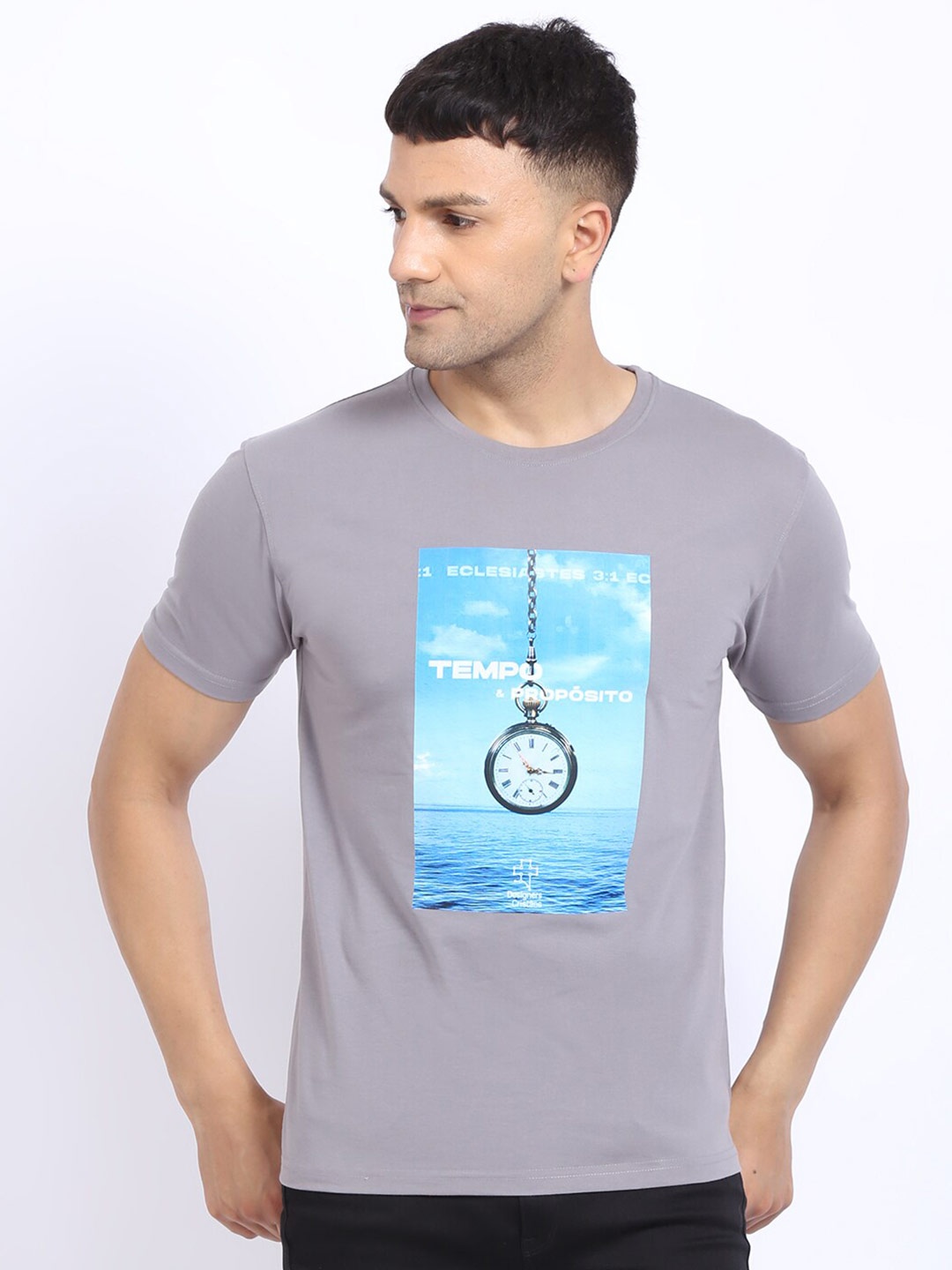 

HOUSE OF VEDAS Graphic Printed T-shirt, Grey