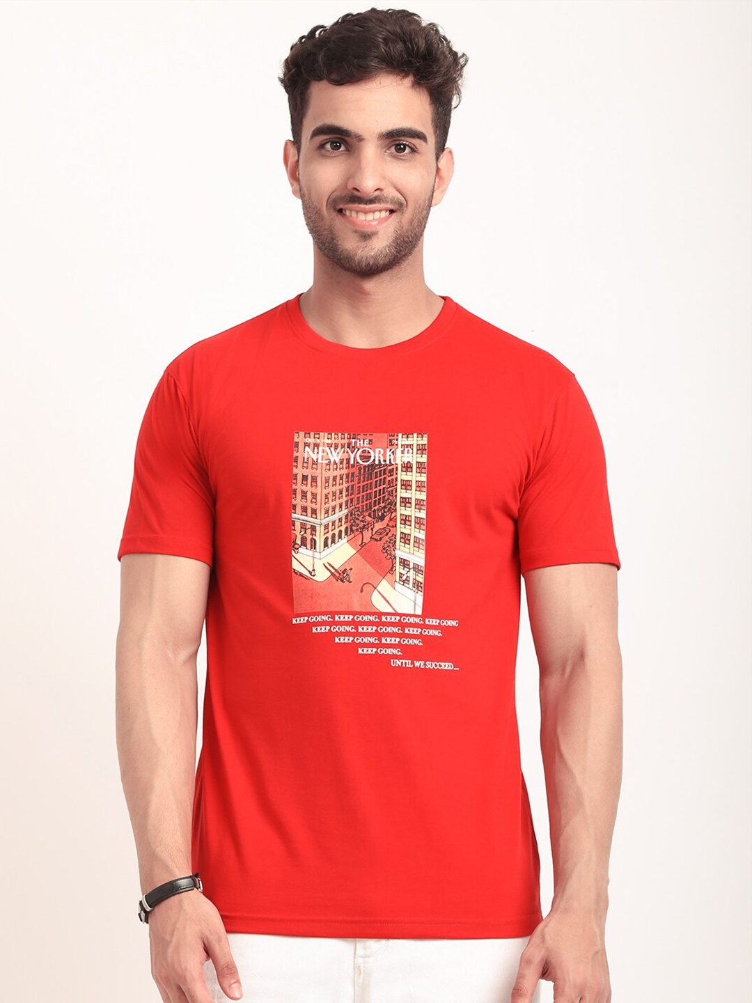 

HOUSE OF VEDAS Graphic Printed T-shirt, Red