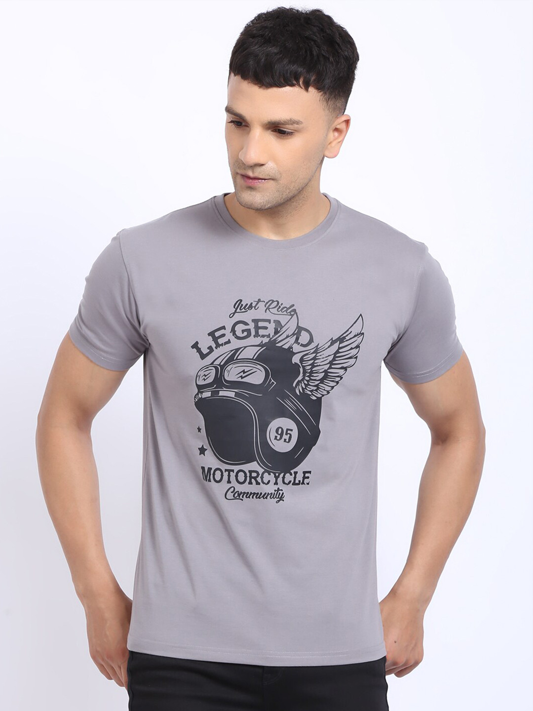 

HOUSE OF VEDAS Typography Printed Regular Fit T-shirt, Grey