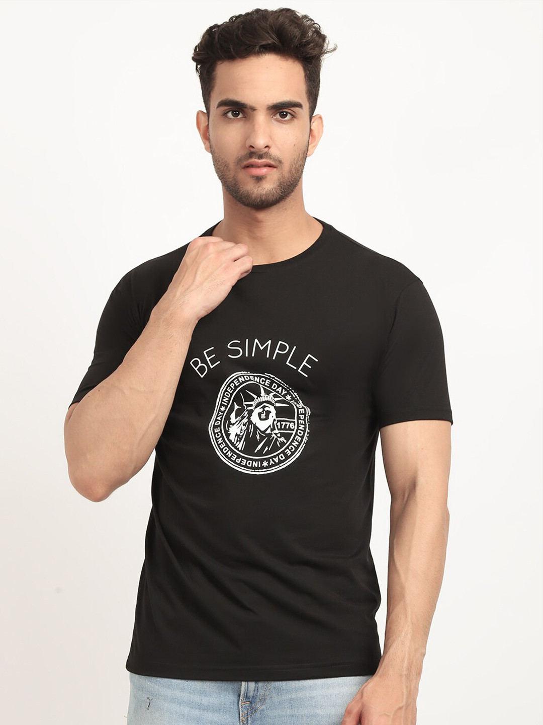 

HOUSE OF VEDAS Typography Printed Regular Fit T-shirt, Black