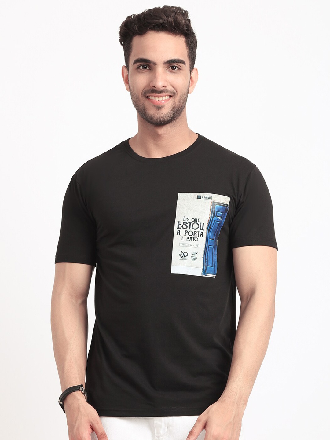 

HOUSE OF VEDAS Typography Printed T-shirt, Black