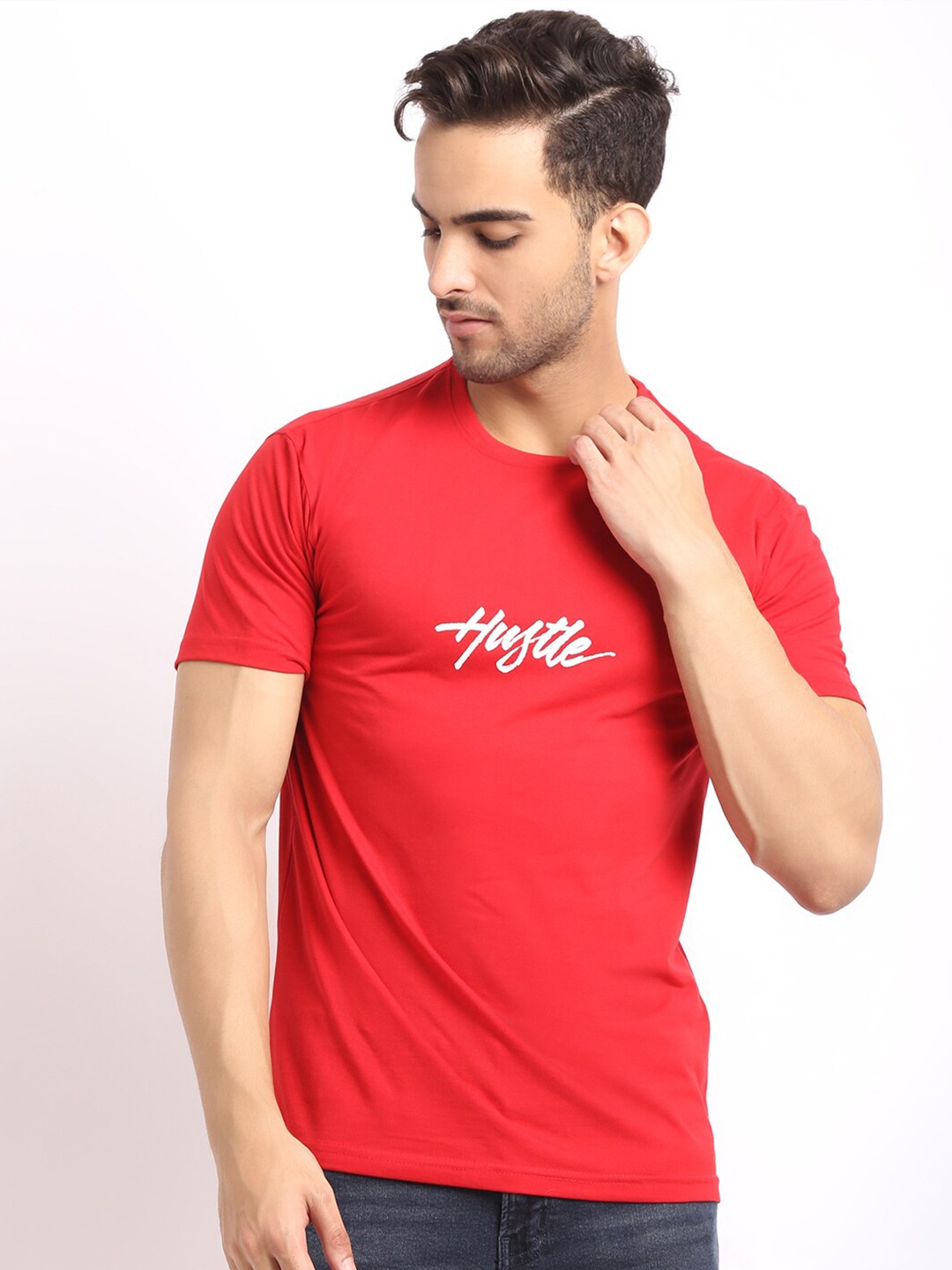 

HOUSE OF VEDAS Typography Printed Round Neck T-Shirt, Red