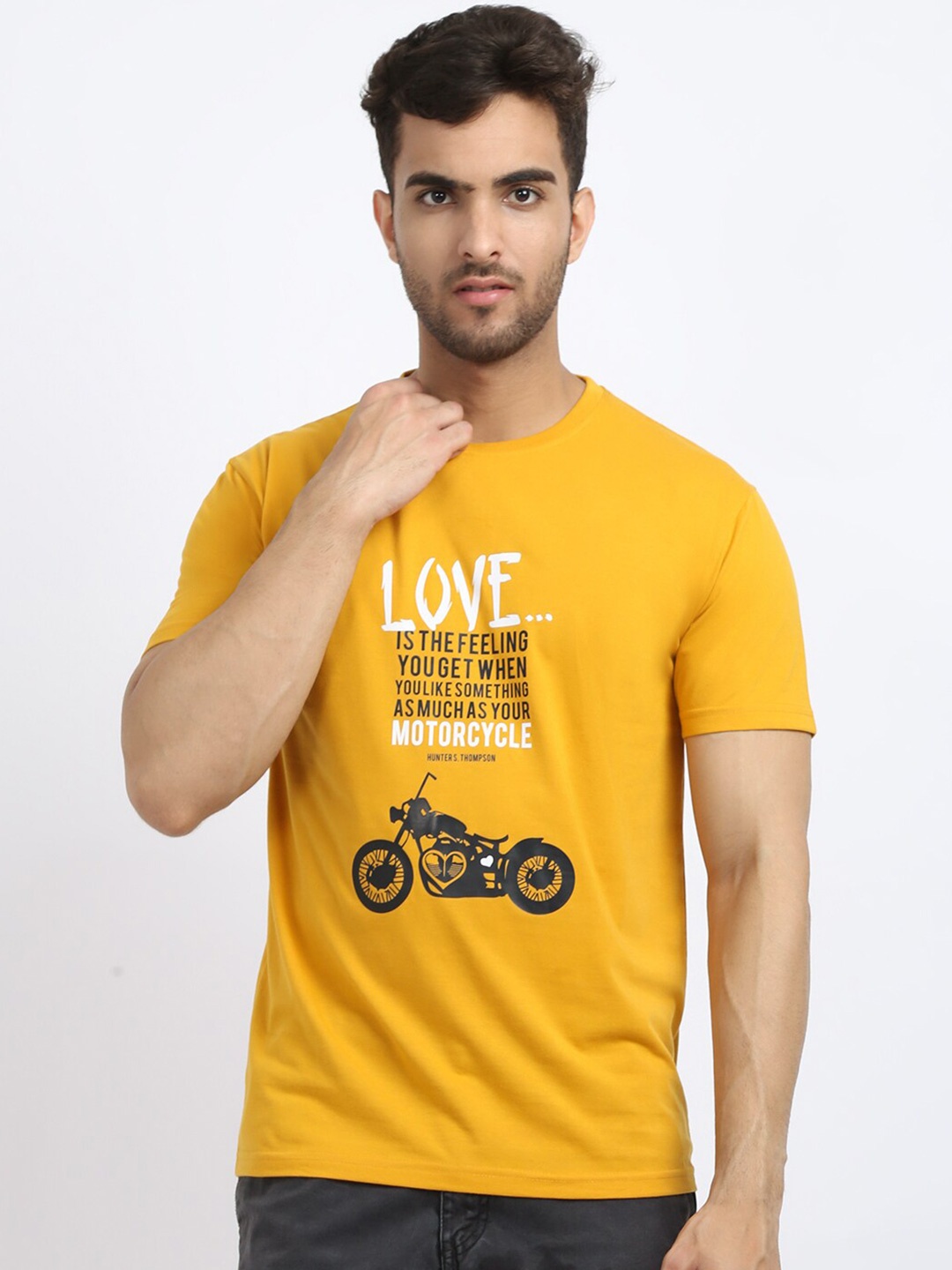 

HOUSE OF VEDAS Typography Printed Short Sleeves T-shirt, Yellow