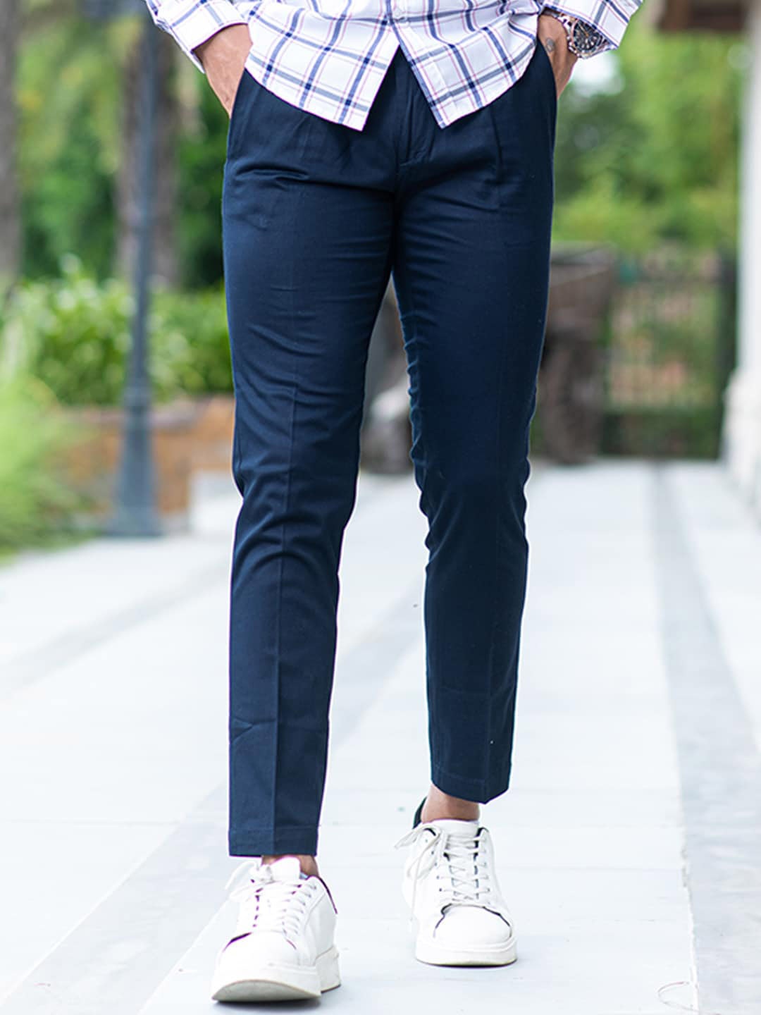 

Tistabene Smart Slim Fit Mid-Rise Cotton Regular Trousers, Navy blue