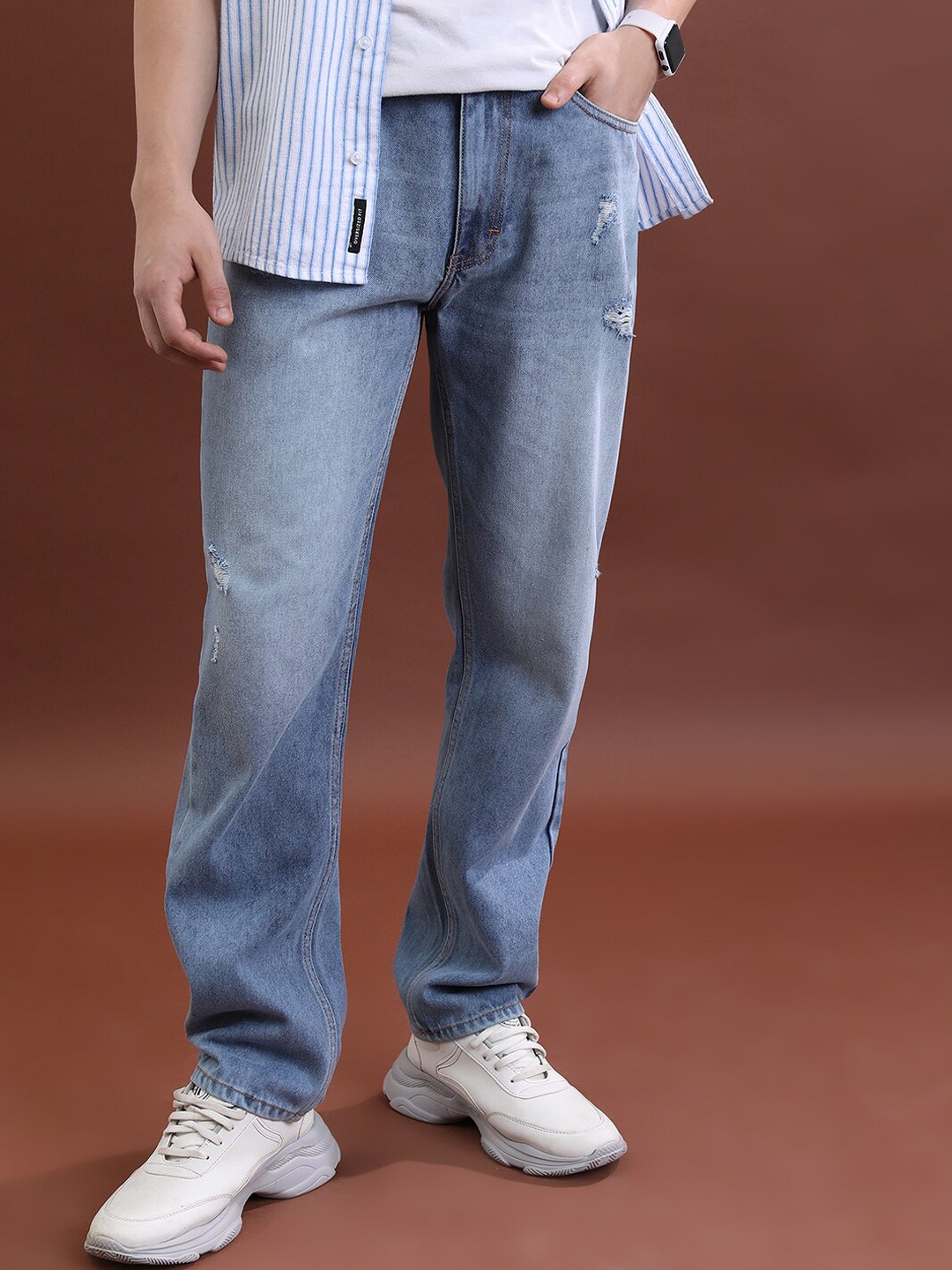 

HIGHLANDER Men Straight Fit Low Distress Heavy Fade Jeans, Blue