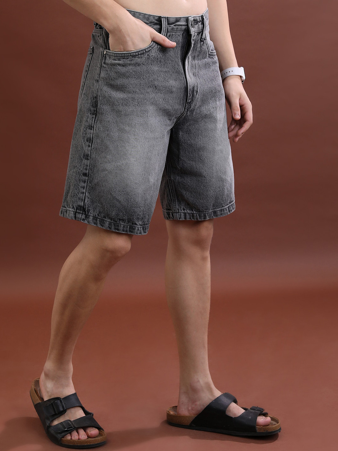 

HIGHLANDER Men Grey Washed Cotton Denim Shorts
