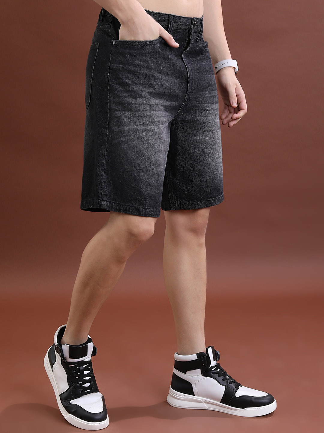 

HIGHLANDER Men Black Washed Denim Shorts