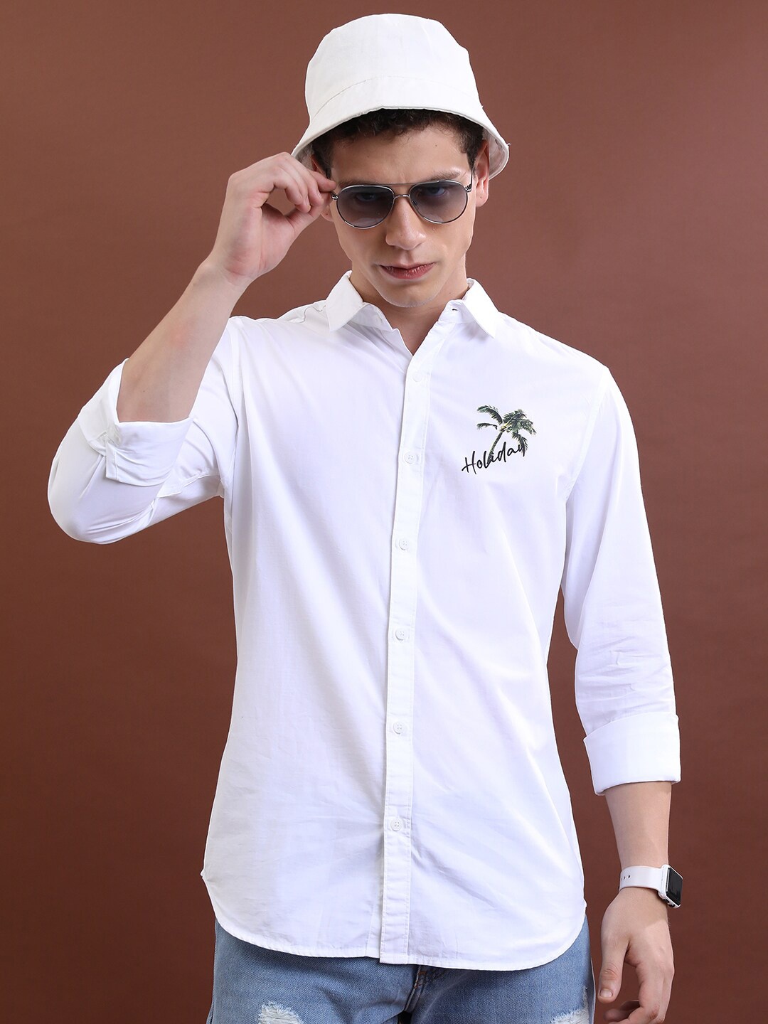 

HIGHLANDER White Slim Fit Graphic Printed Spread Collar Cotton Casual Shirt