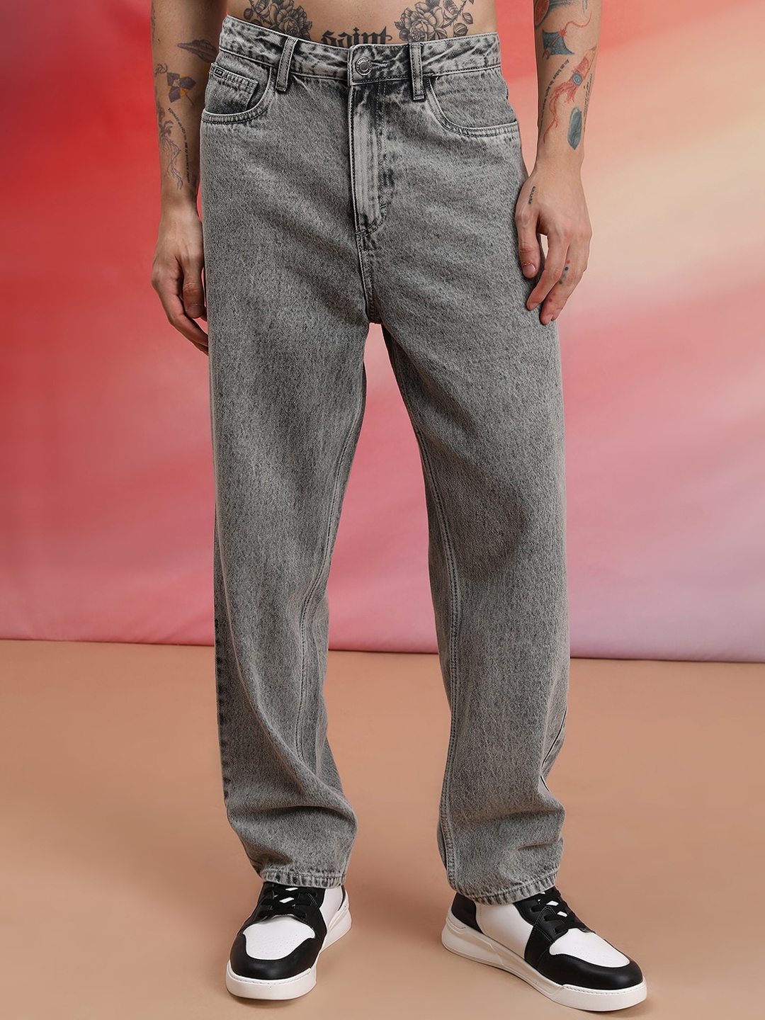 

HIGHLANDER Men Mid-Rise Relaxed Fit Heavy Fade Jeans, Grey